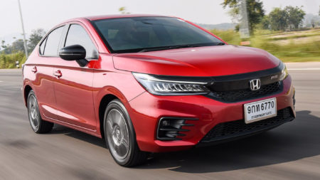 Honda Ô tô Phú Mỹ Hưng - Khách hàng an tâm lái xe trên mọi nẻo đường