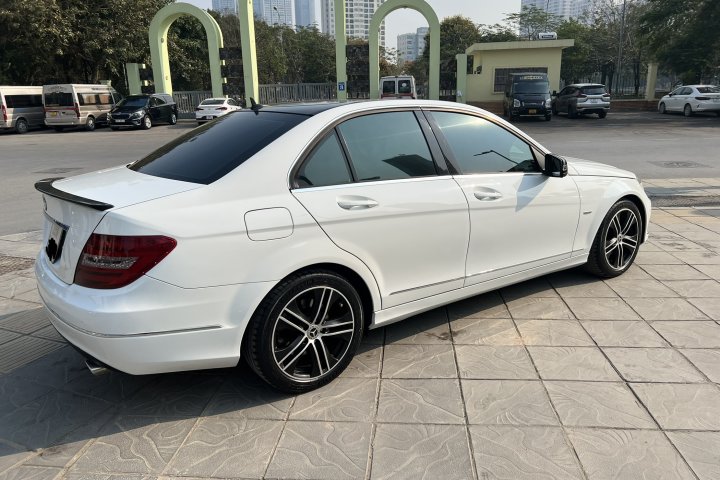 Tổng hợp hơn 100 c200 2012 mới nhất 20 MercedesBenz CClass C200 2012 Editorial Image Image of autos motor 39224015
